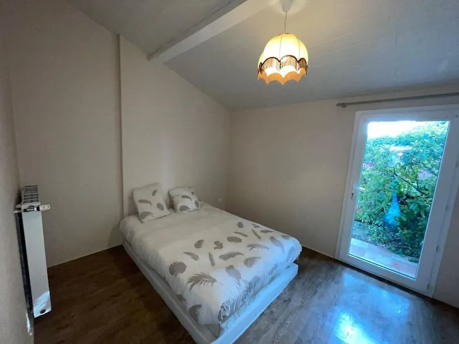 بيت للعطل Les Lys De Rosie - Maison Familiale De Plain Pied Campagne Boisset-lès-Montrond فرنسا
